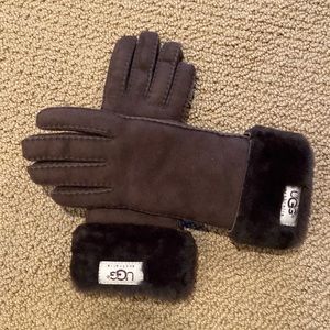 UGG suede lined gloves